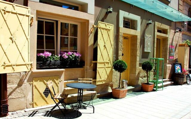 Vintage Boutique Hotel