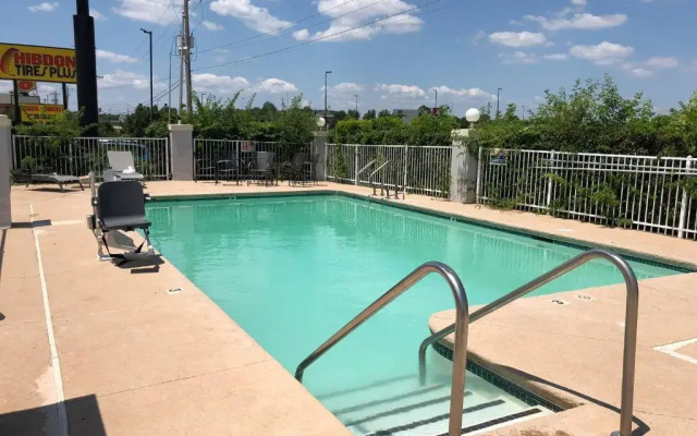 Motel 6 Tulsa, OK - Airport