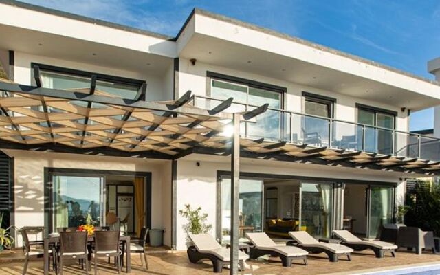Villa Grey