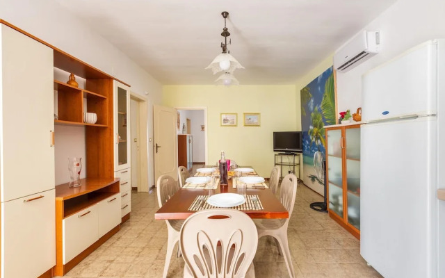 3028 Villino Dolceluna by Barbarhouse