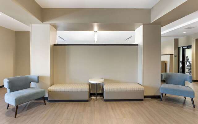 MainStay Suites North - Central York