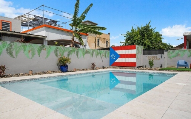 Walk to Beach or Swim in the Pool, 4 Bedrooms 4 Home by Redawning — фото 2