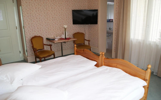 Hotel de la Paix