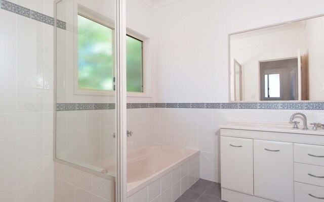 Boat Harbour Beach House, 71 Kingsley Drive,