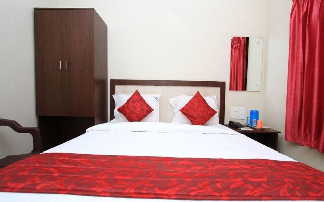 OYO Flagship 16691 Hotel Chakkaravarthi