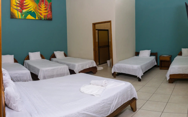 Poshtel Arenal
