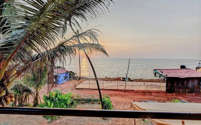 OYO 24176 Home Sea View Stay Anjuna Beach