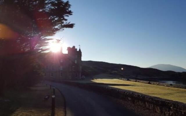 Amhuinnsuidhe Castle