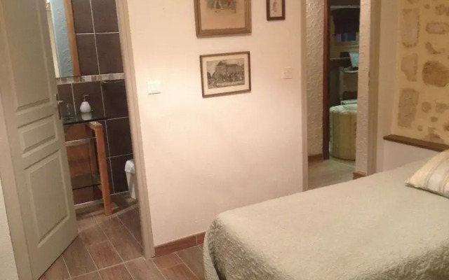 Les Rocailles de la Reine - Chambres d'Hôtes et Gîtes