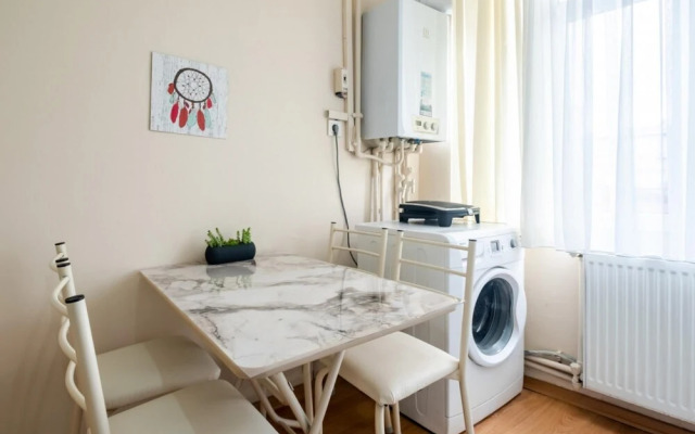 Cozy Flat With Central Location Near Golden Horn
