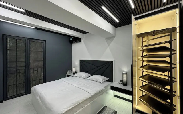 Apartment by Luxe Group MA777