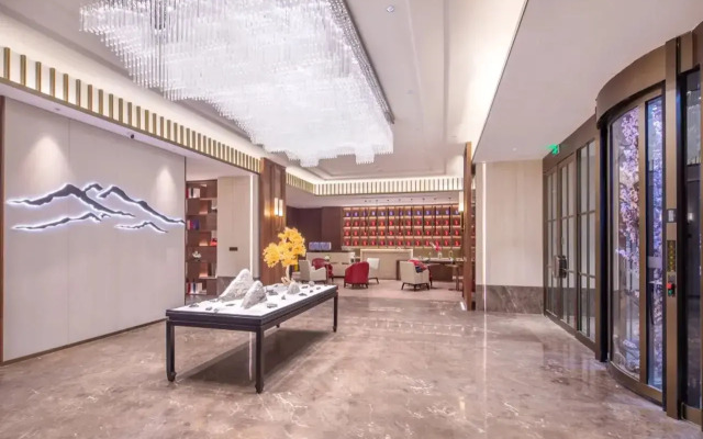 Echeng Hotel (Changchun Yiqi, West High-speed Railway Station)