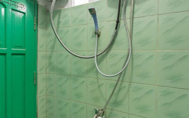 OYO 1745 Guest House Nur Aziziah 2