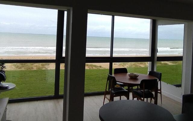 57 M2 Les Pieds Dans L Eau Cabourg