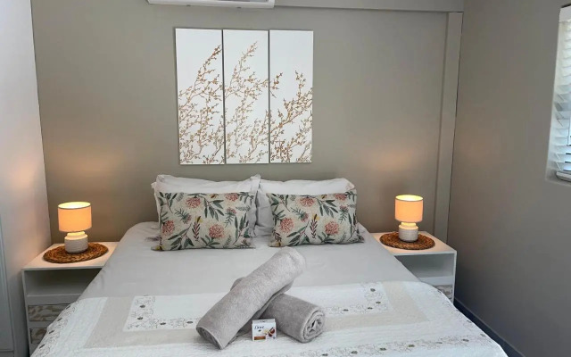 Guest house on Gillian Unit 5