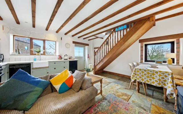 Host Stay Little Barn - Upper Hulme