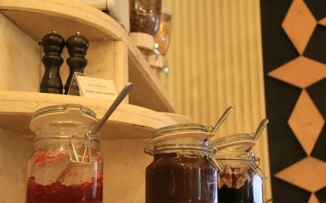 Swiss-Belcourt Lombok