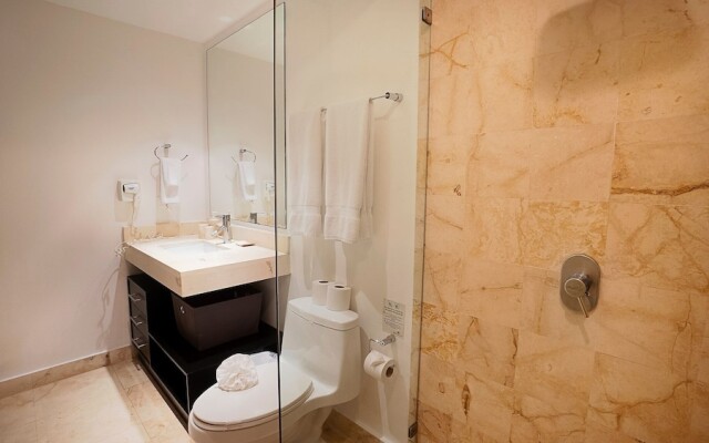 Elements Garden House 2 2 Bedroom Condo by RedAwning