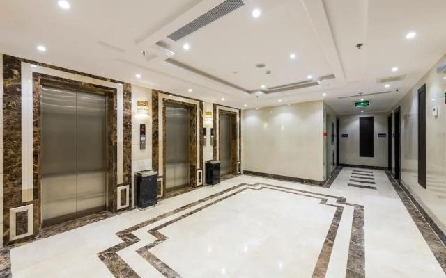 Snood Remaz Hotel