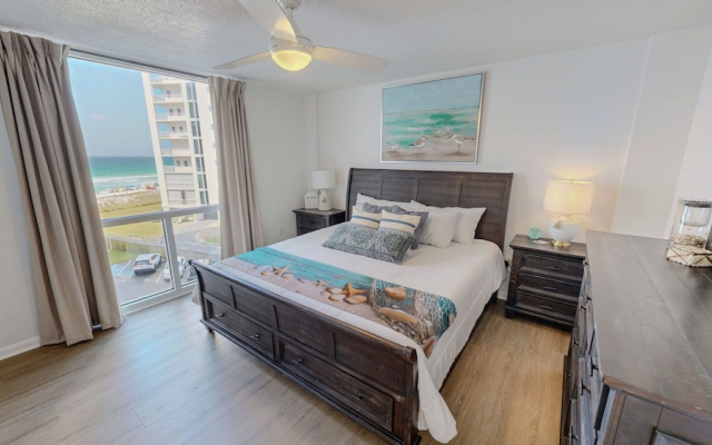 Shoreline Towers 2051 3 Bedroom Condo