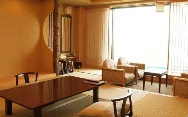 Nagame no Yakata Kounkaku