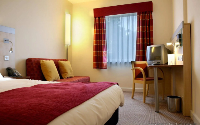 Holiday Inn Express Hotel Dublin Airport by IHG