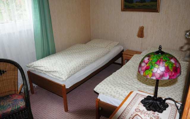 Boutique Chalet in Graubunden with Private Terrace