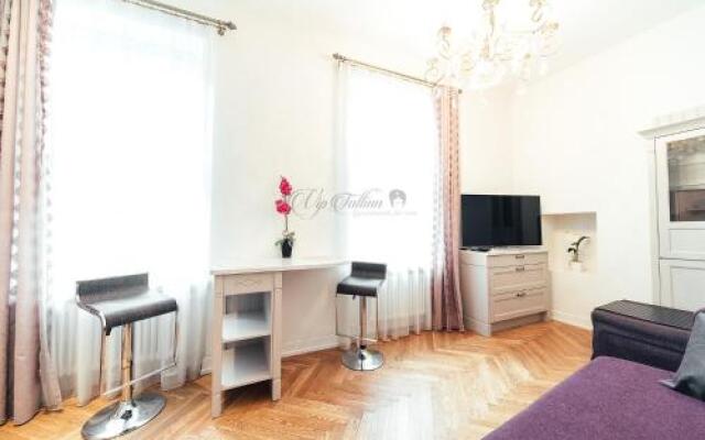 Vip Old Town Apartments