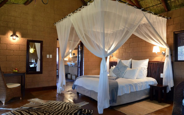 Zwahili Game Lodge & Spa
