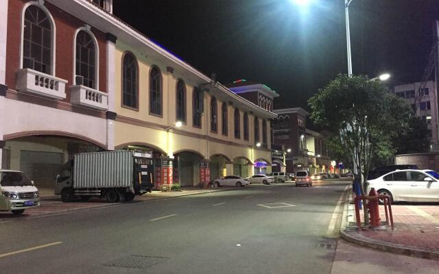 PAI Hotels·Lianzhou Bus Station Commercial Food Street