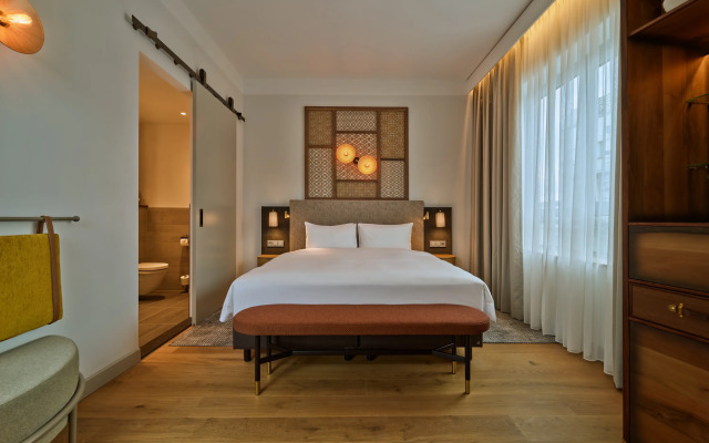 voco The Hague by IHG