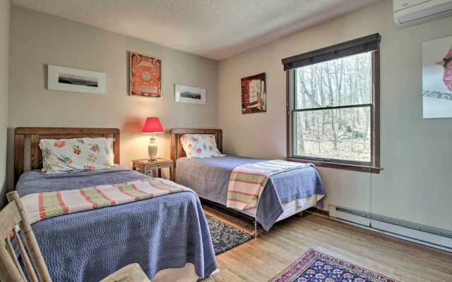 Cozy Wintergreen Cabin Near Mountain Inn & Slopes!