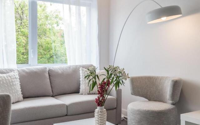 Parc Avenue Residence Mile End