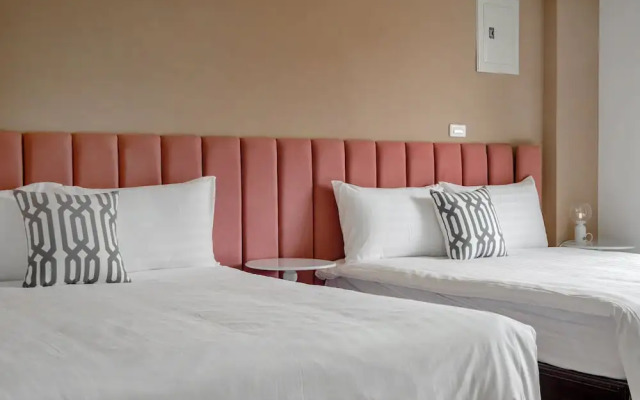 Knock Knock style inn