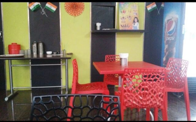 Hotel Lords Highway Inn