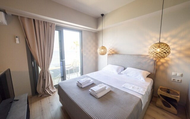 Theros Suites