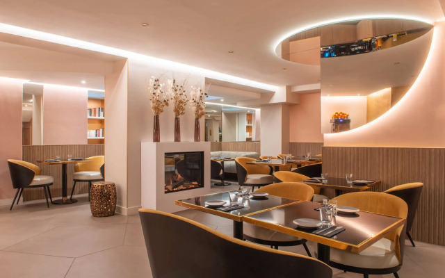 Hotel Arc Elysees