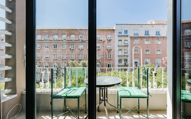 Santos Hostel - Lisbon