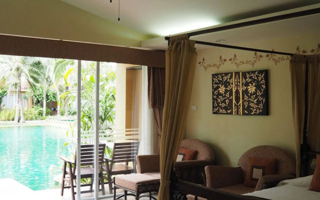Villa Thongbura
