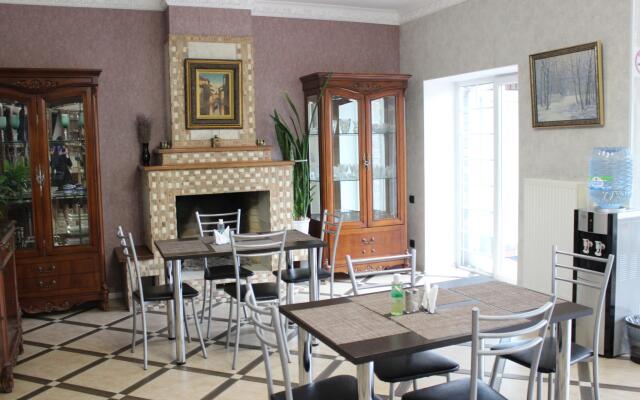 Отель Звёздная