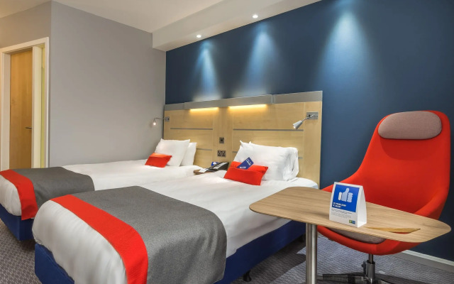 Holiday Inn Express Kettering by IHG