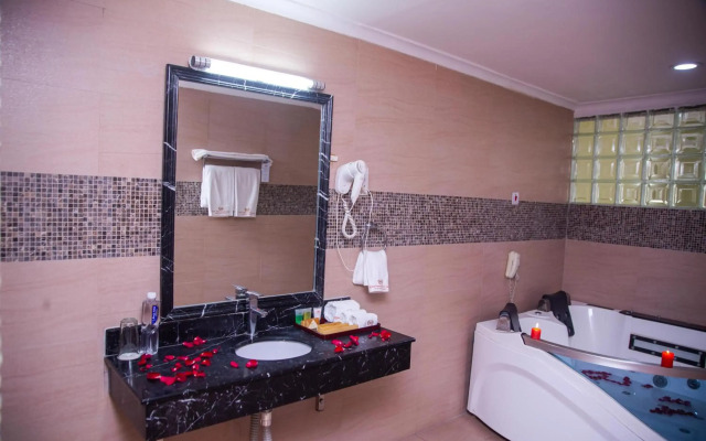 Tiffany Diamond Hotels