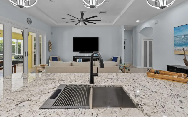 Sunrise Island Retreat