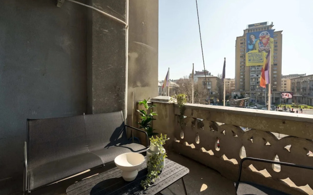 Stunning 3BR Apartment in Bucharest