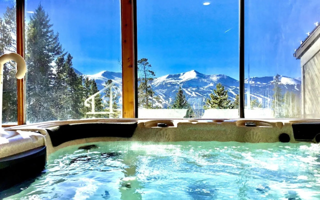 Gold Point Resort Breckenridge by Vacatia
