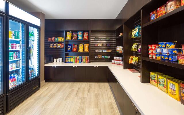 DoubleTree by Hilton Halifax Dartmouth