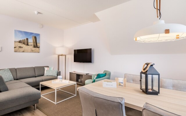 Luxurious Apartment With Dishwasher, 1 km. From the Beach