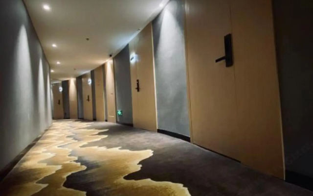 Junji L Desing Hotel