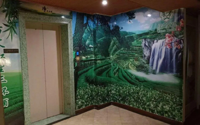 Chongqing Lvying Haoting Business Hotel (Shuangqiao Gymnasium Branch)