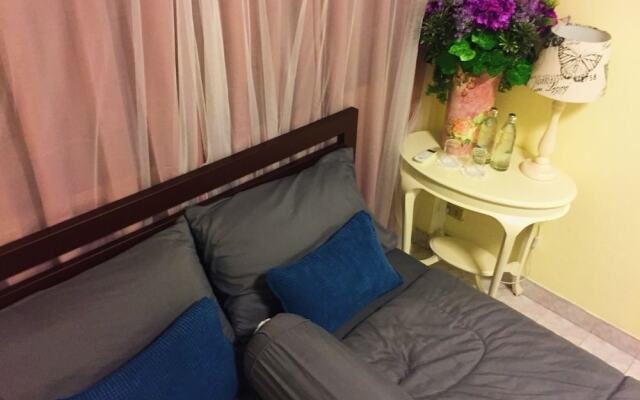 Nakhon Latphrao Hostel